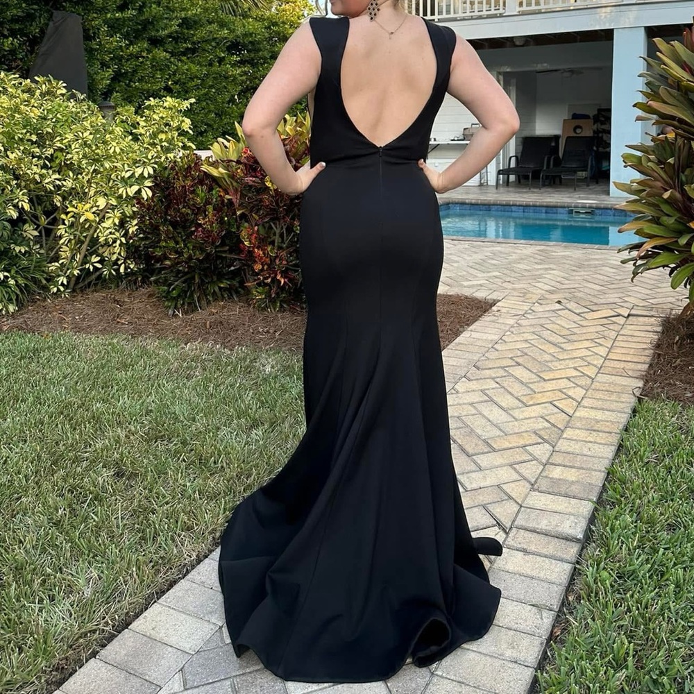 “Flair” black prom dress